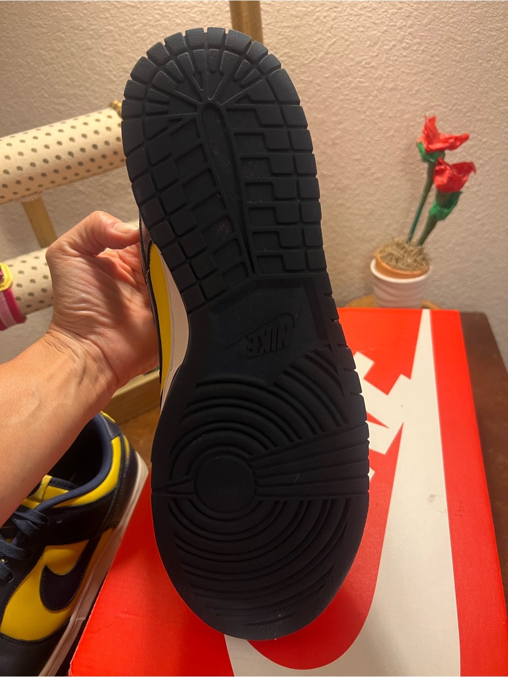 Nike Dunk Retro “Michigan” Varsity Maize/Midnight Navy Men’s 10.5 Authenticated - Picture 12 of 13